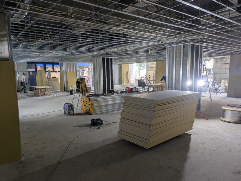 ビル1階 店舗改装工事｜進捗報告（軽鉄工事編）