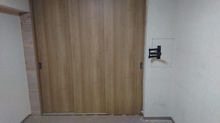 大東市　押入をクローゼットにリフォーム｜使いやすい収納へ変更した施工事例