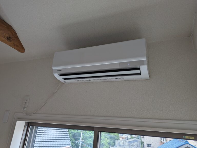 四條畷市でエアコン交換を行いました｜古いエアコンから最新モデルへ