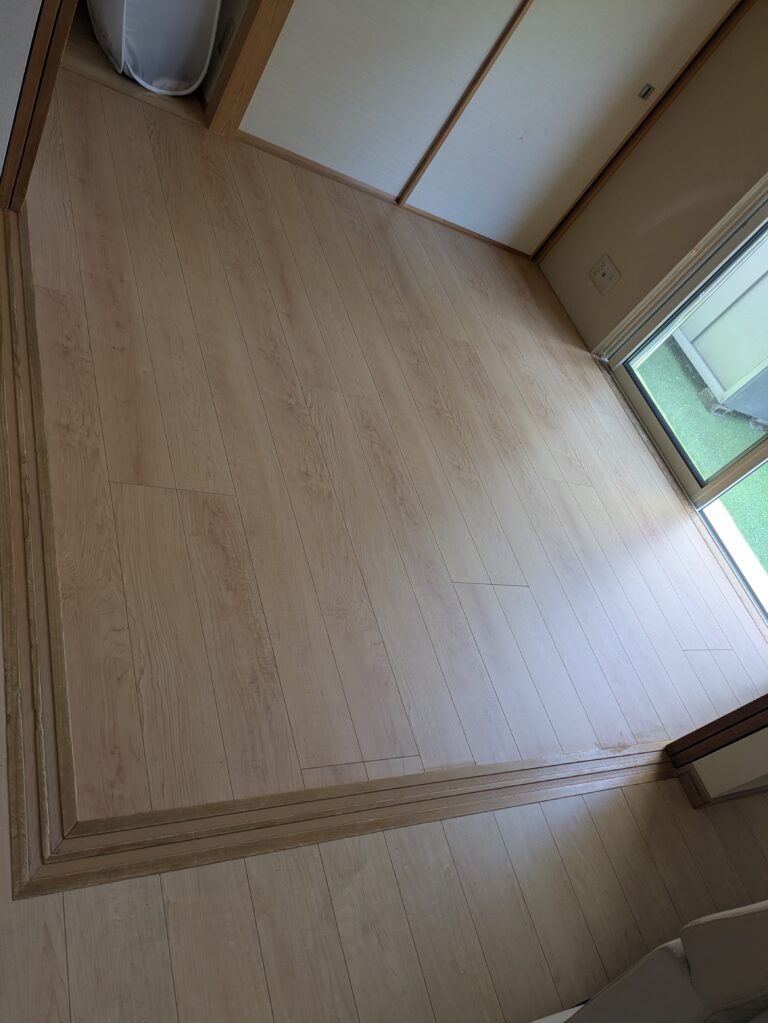 【寝屋川市】ペットの粗相対策でフローリングへ｜お掃除しやすい床リフォーム